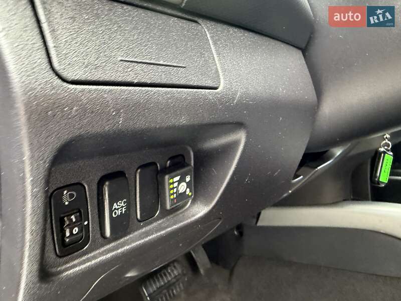 Внедорожник / Кроссовер Mitsubishi Outlander 2007 в Ровно