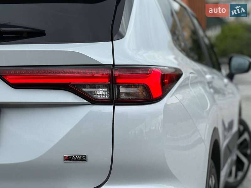 Внедорожник / Кроссовер Mitsubishi Outlander 2022 в Кривом Роге