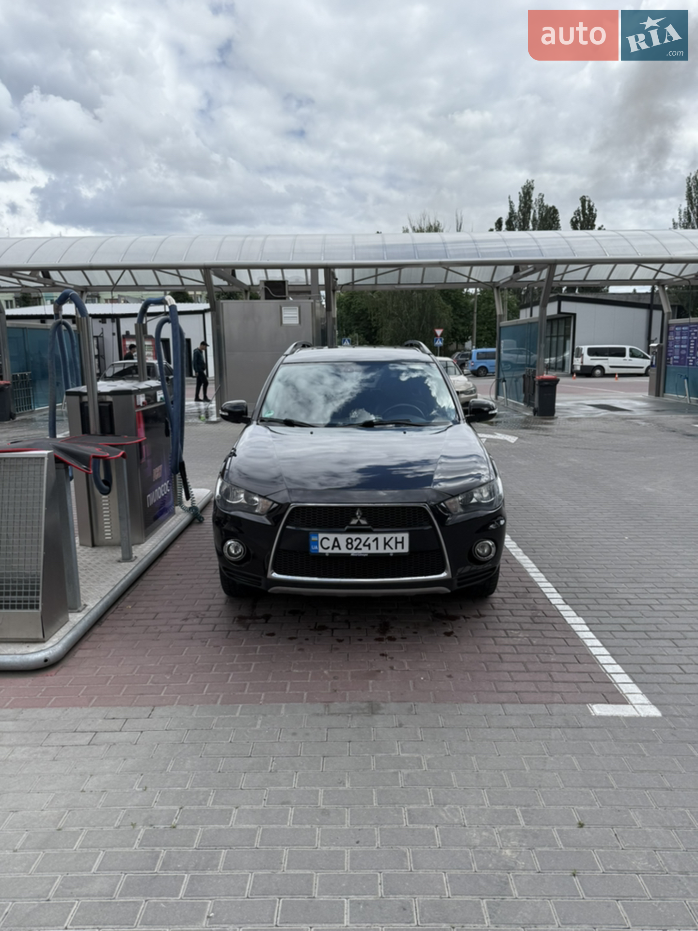 2012 Mitsubishi Outlander - фото 1