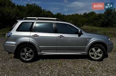 Внедорожник / Кроссовер Mitsubishi Outlander 2008 в 