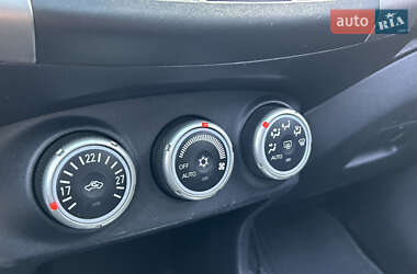 Внедорожник / Кроссовер Mitsubishi Outlander 2008 в 
