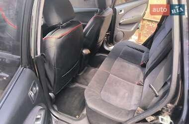 Внедорожник / Кроссовер Mitsubishi Outlander 2006 в 