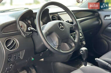 Внедорожник / Кроссовер Mitsubishi Outlander 2008 в 