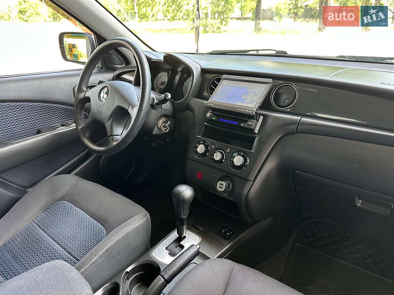 Внедорожник / Кроссовер Mitsubishi Outlander 2008 в Днепре