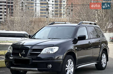 Внедорожник / Кроссовер Mitsubishi Outlander 2008 в Николаеве
