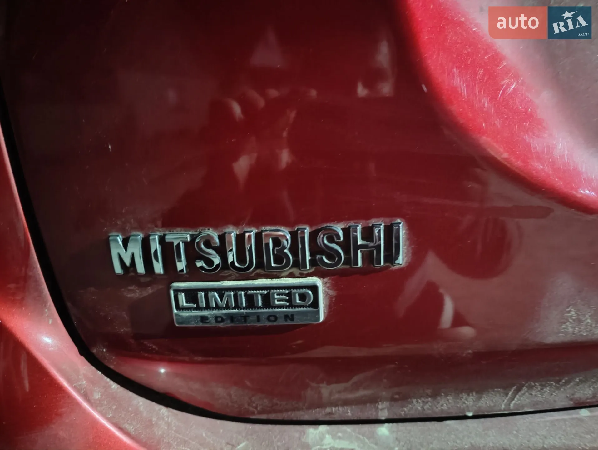 2017 Mitsubishi Outlander - мініатюра 3