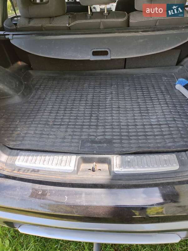 Внедорожник / Кроссовер Mitsubishi Outlander 2008 в Буштыне