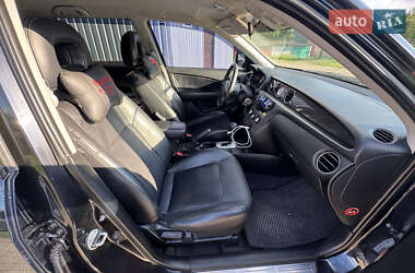 Внедорожник / Кроссовер Mitsubishi Outlander 2007 в 