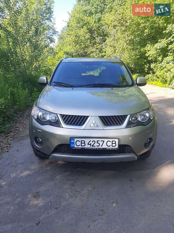Mitsubishi Outlander 2008