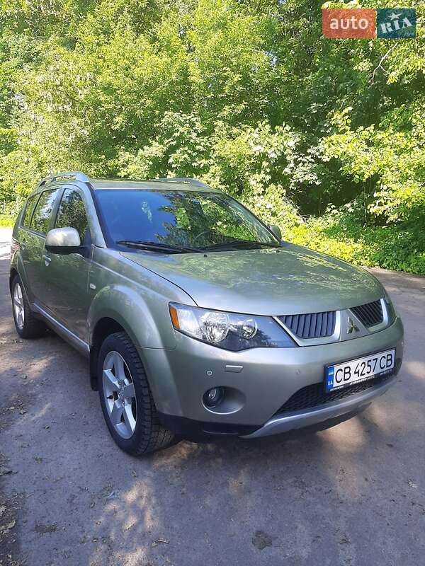 Внедорожник / Кроссовер Mitsubishi Outlander 2008 в Нежине