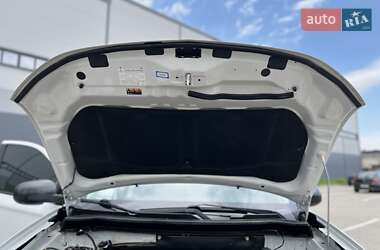 Внедорожник / Кроссовер Mitsubishi Outlander 2018 в 
