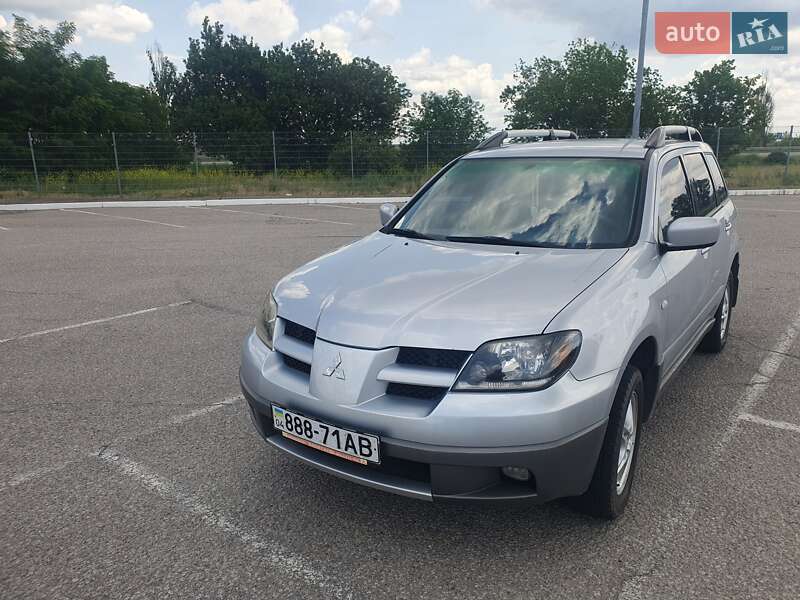 Mitsubishi Outlander 2003