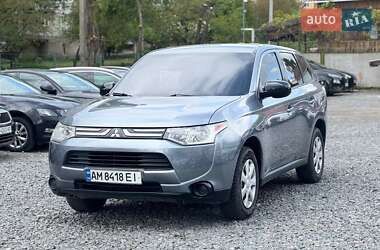 Mitsubishi Outlander 2013