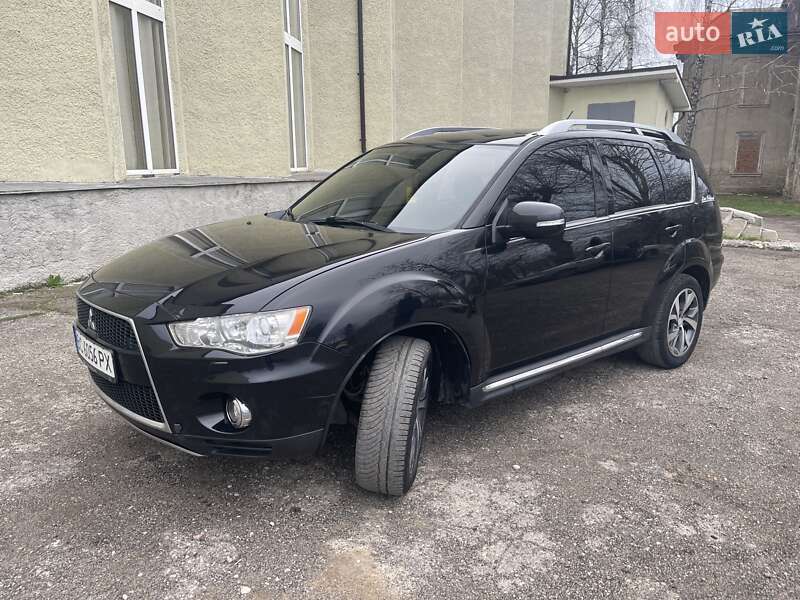 Внедорожник / Кроссовер Mitsubishi Outlander 2010 в Ивано-Франковске