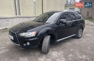 Внедорожник / Кроссовер Mitsubishi Outlander 2010 в 