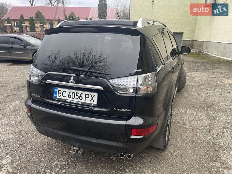 Внедорожник / Кроссовер Mitsubishi Outlander 2010 в Ивано-Франковске