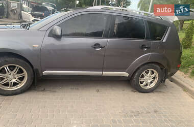 Позашляховик / Кросовер Mitsubishi Outlander 2008 в 