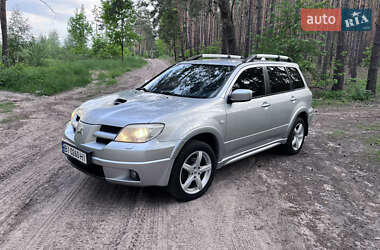 Позашляховик / Кросовер Mitsubishi Outlander 2007 в Києві