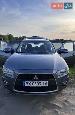 Mitsubishi Outlander 2012