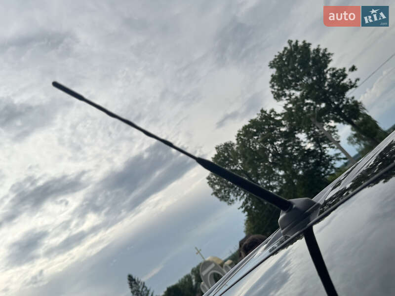Внедорожник / Кроссовер Mitsubishi Outlander 2015 в Дрогобыче