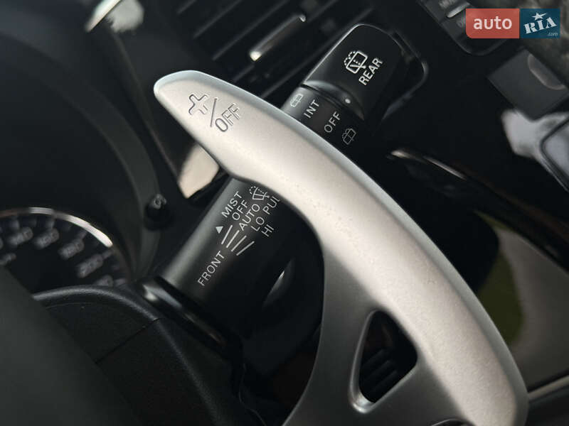 Внедорожник / Кроссовер Mitsubishi Outlander 2015 в Дрогобыче