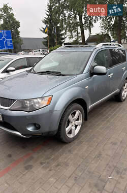 Внедорожник / Кроссовер Mitsubishi Outlander 2007 в Львове