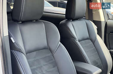 Внедорожник / Кроссовер Mitsubishi Outlander 2021 в 