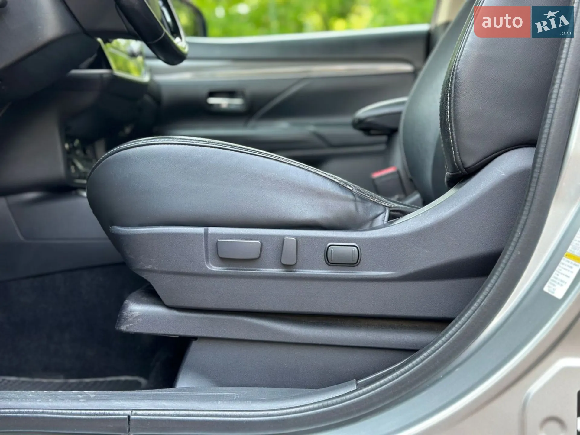 2019 Mitsubishi Outlander - мініатюра 47