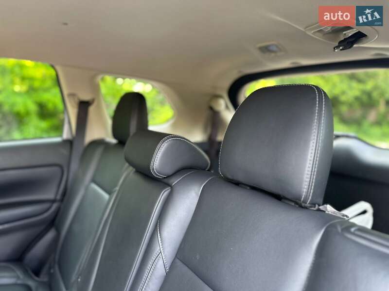 Внедорожник / Кроссовер Mitsubishi Outlander 2019 в Броварах