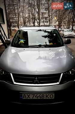 Позашляховик / Кросовер Mitsubishi Outlander 2008 в 