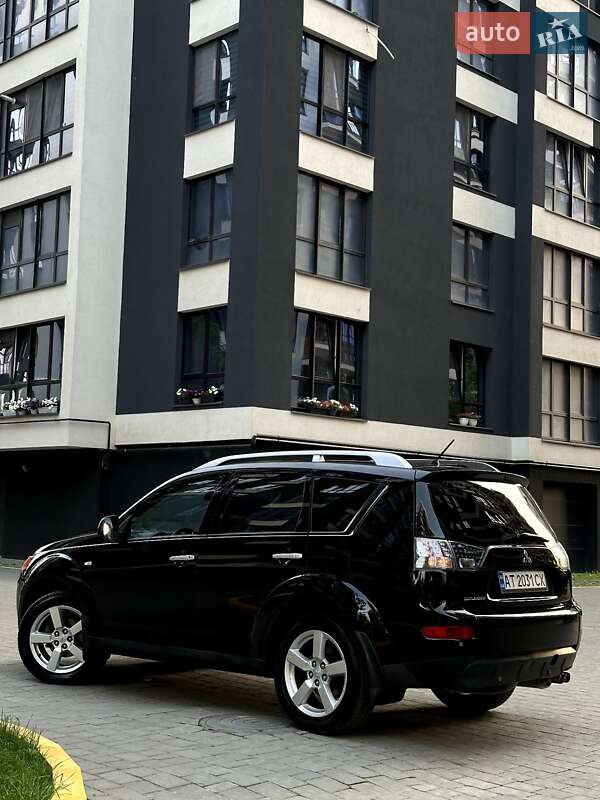 Позашляховик / Кросовер Mitsubishi Outlander 2008 в Івано-Франківську