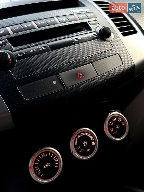 Позашляховик / Кросовер Mitsubishi Outlander 2008 в Івано-Франківську