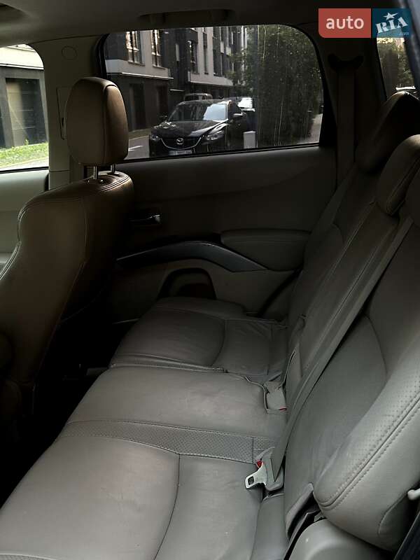 Позашляховик / Кросовер Mitsubishi Outlander 2008 в Івано-Франківську
