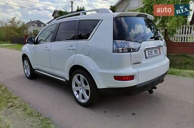 Внедорожник / Кроссовер Mitsubishi Outlander 2009 в 