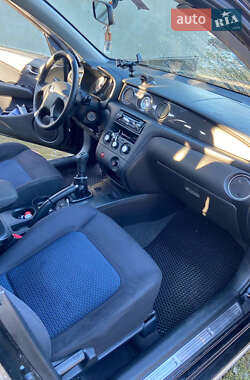 Внедорожник / Кроссовер Mitsubishi Outlander 2007 в 