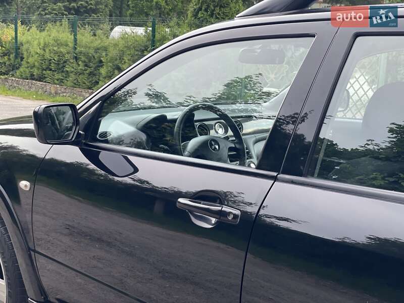 Позашляховик / Кросовер Mitsubishi Outlander 2009 в Вінниці
