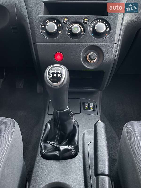 Позашляховик / Кросовер Mitsubishi Outlander 2009 в Вінниці
