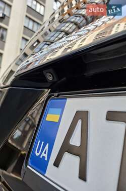 Внедорожник / Кроссовер Mitsubishi Outlander 2011 в 