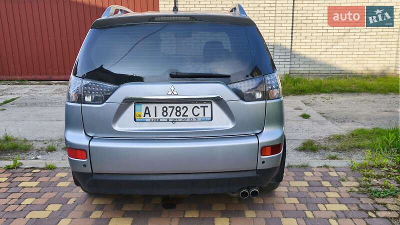 Позашляховик / Кросовер Mitsubishi Outlander 2009 в Броварах