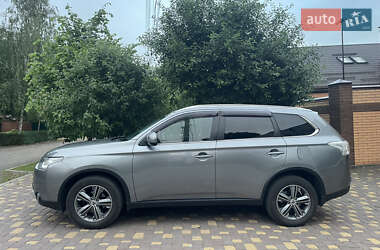 Внедорожник / Кроссовер Mitsubishi Outlander 2014 в Харькове