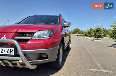 Позашляховик / Кросовер Mitsubishi Outlander 2004 в 