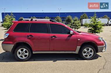 Позашляховик / Кросовер Mitsubishi Outlander 2004 в 