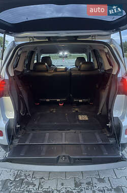 Внедорожник / Кроссовер Mitsubishi Outlander 2010 в 