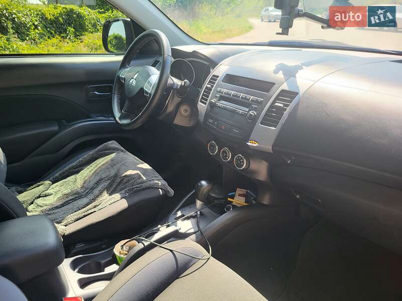Позашляховик / Кросовер Mitsubishi Outlander 2011 в Дніпрі