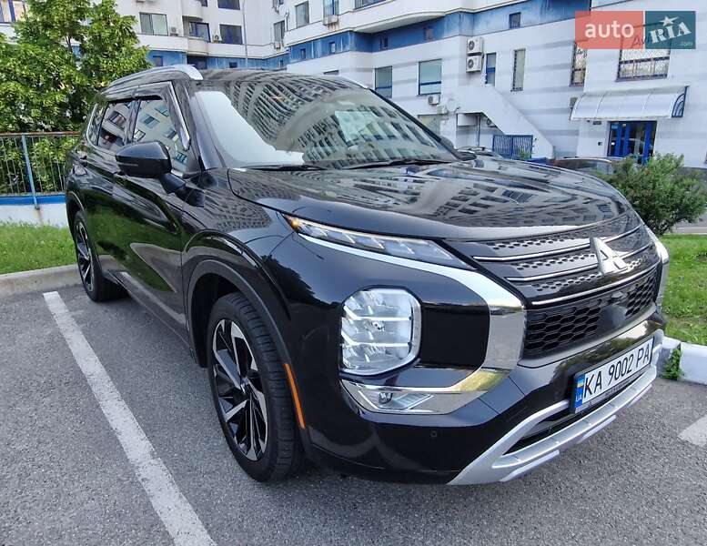 Mitsubishi Outlander 2022