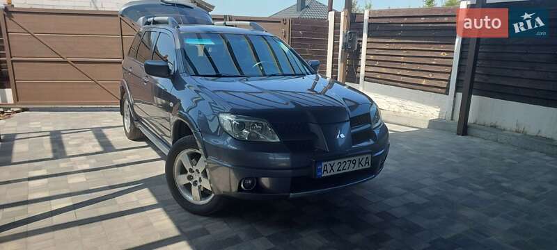 Mitsubishi Outlander 2006