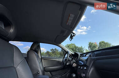 Внедорожник / Кроссовер Mitsubishi Outlander 2007 в 