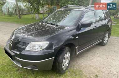 Внедорожник / Кроссовер Mitsubishi Outlander 2009 в 