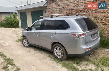 Внедорожник / Кроссовер Mitsubishi Outlander 2013 в Тернополе