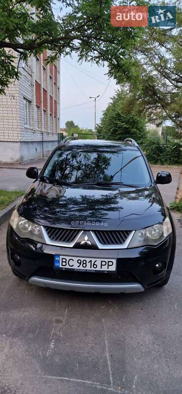 Внедорожник / Кроссовер Mitsubishi Outlander 2007 в Львове